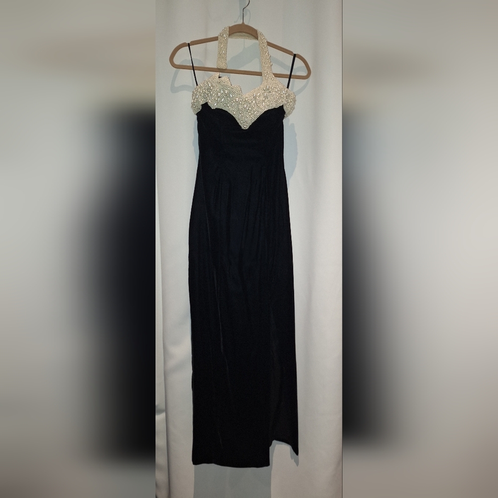 Vintage Michele Vincent Inc. Elegant Black Velvet And Faux Pearl Halter Dress